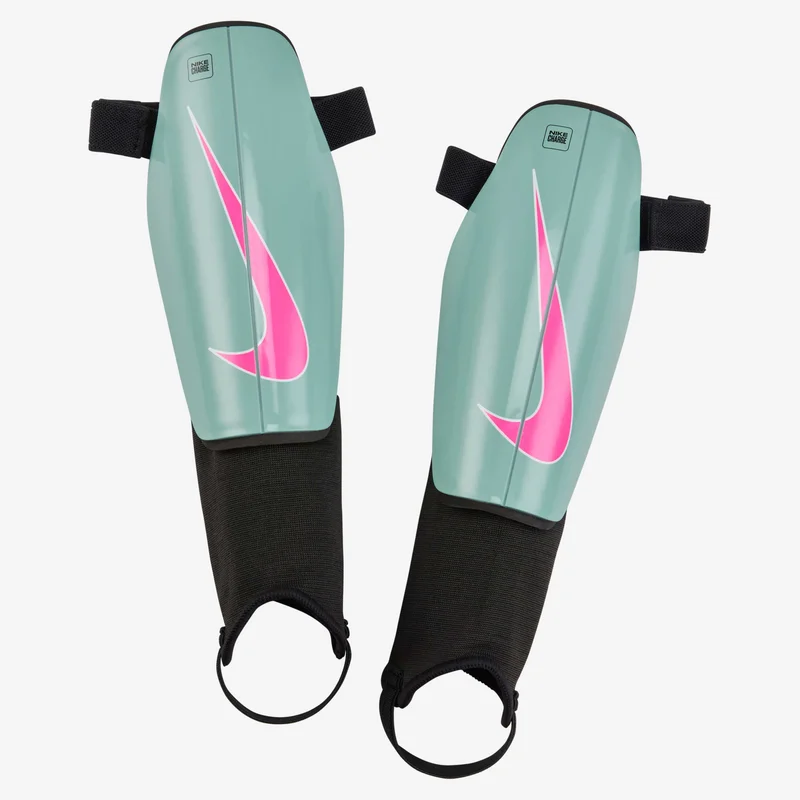 نايكي واقيات الساق لكرة القدم تشارج للرجال